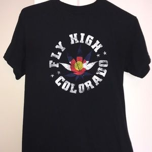 Fly High Colorado state tee shirt medium
